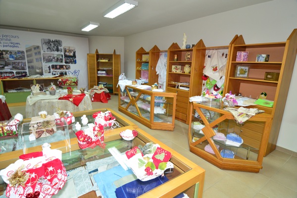 Exposition De Noel Des Chaine Des Amis